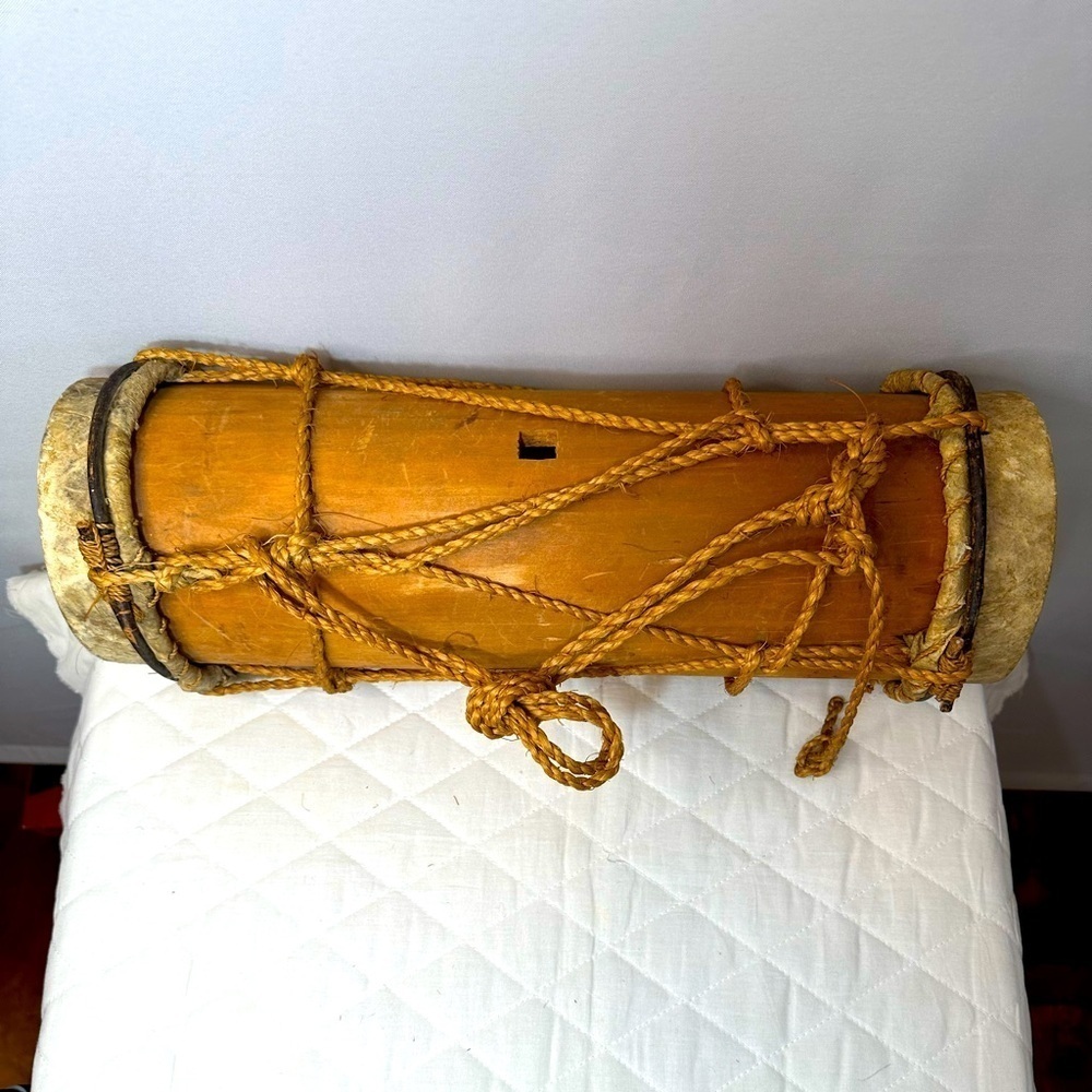 Antique Handcrafted Wooden Gunono Drum Double Headed Animal Skin Rope Detailing - Picture 5 of 8